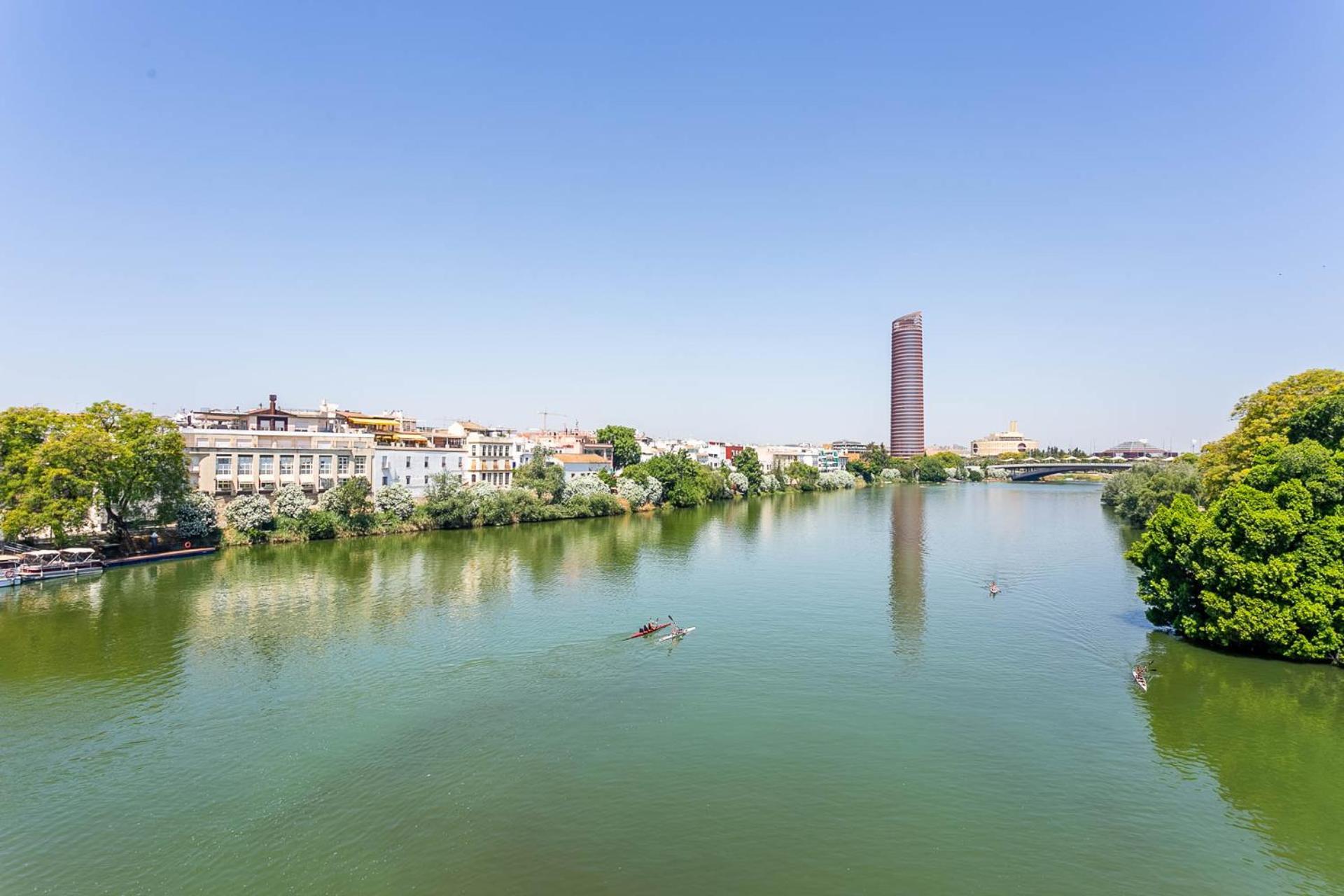 Sunterrace Loft-Triana'S Star, 10' From City Center! Sevilla Bagian luar foto